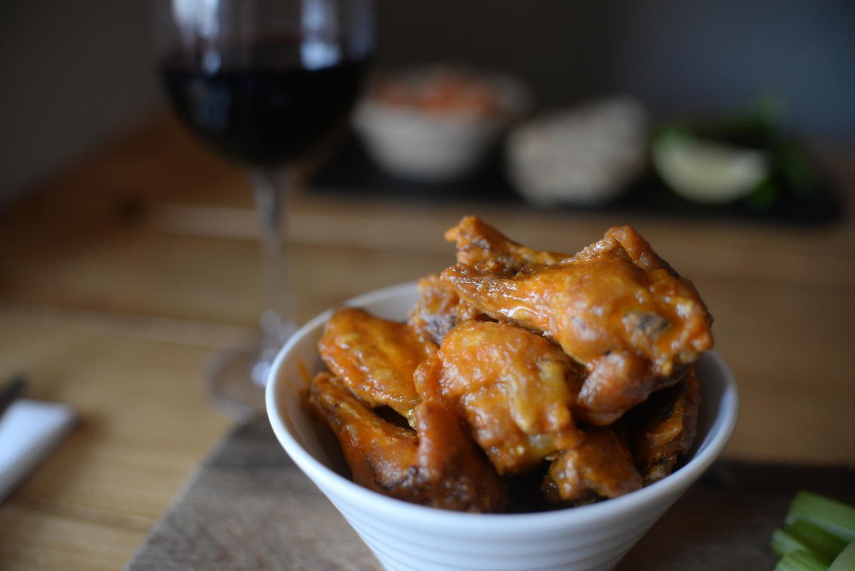 TramyardKitchen's tweet photo. We know what you'll be having for lunch today! These zingy chicken wings are the stuff of dreams! 🤤

Call (01) 201 0450 // https://t.co/VDBsnsVXi4 https://t.co/jlW8UX7JVR