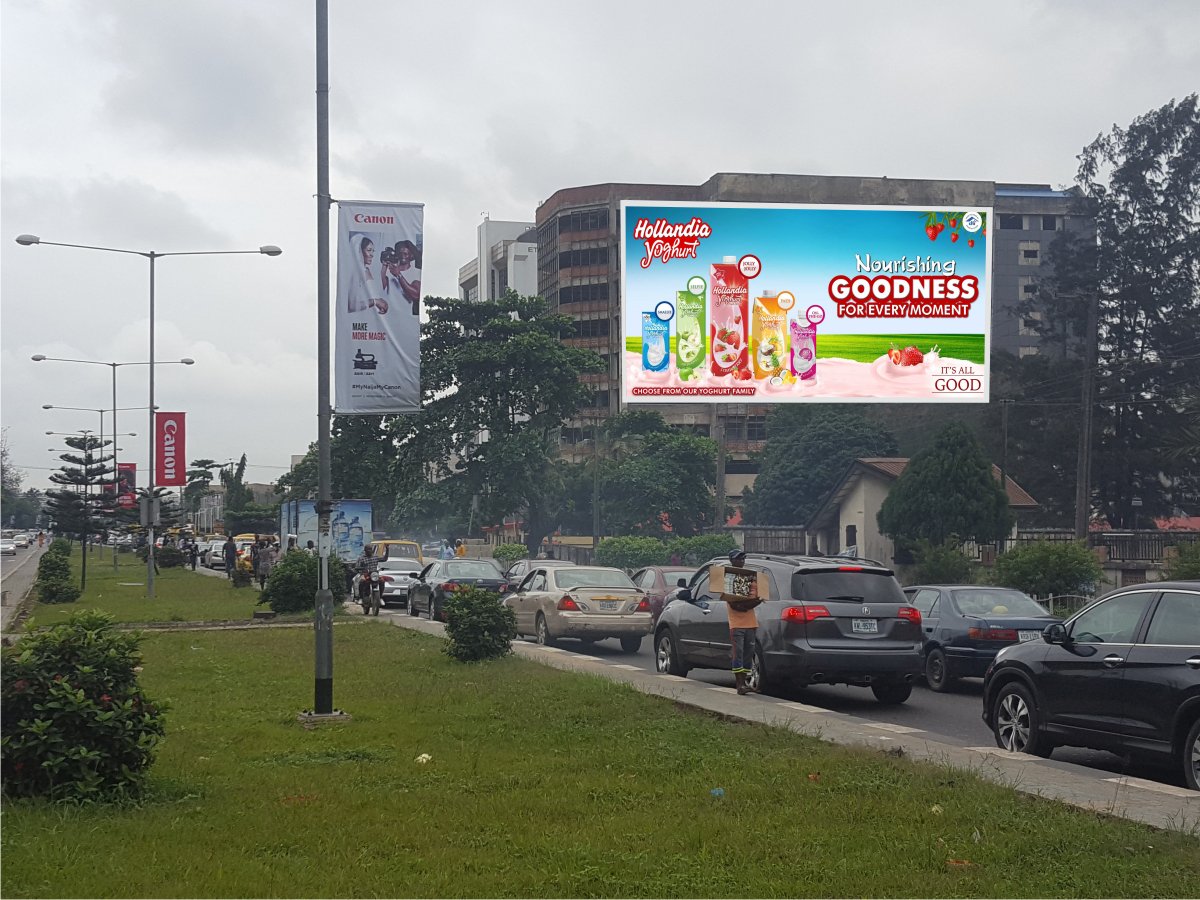 mediacrush09's tweet image. VERY LARGE NEW WALL-DRAPE IN IKEJA FOR ADVERTISING
Located at Mobolaji bank Anthony way, Ikeja Lagos
Size is 15m Height by 20m Width (300sqm)
info@mediacrush.com.ng 07066420305 #largeplatform #exposuretohmassive #Lagos #Nigeria #Worldwide #billboardplatform