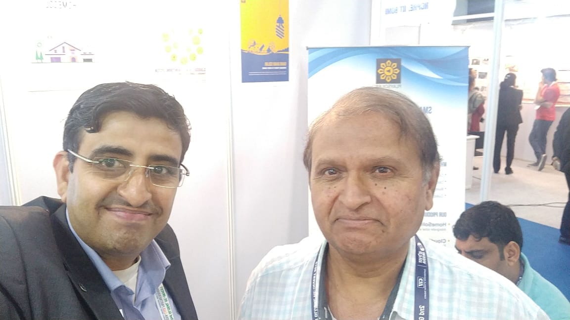 PlaySolar's tweet photo. We had the great opportunity to speak with an esteemed guest - Praveen Kumar Sood Sir, Chairman of Regnant Energy. It was indeed a wonderful synergy between your expertise and PlaySolar for innovative solutions. #REINVEST2018 #LetsPlaySolar #renewableenergy https://t.co/iC0K8M6TZ7