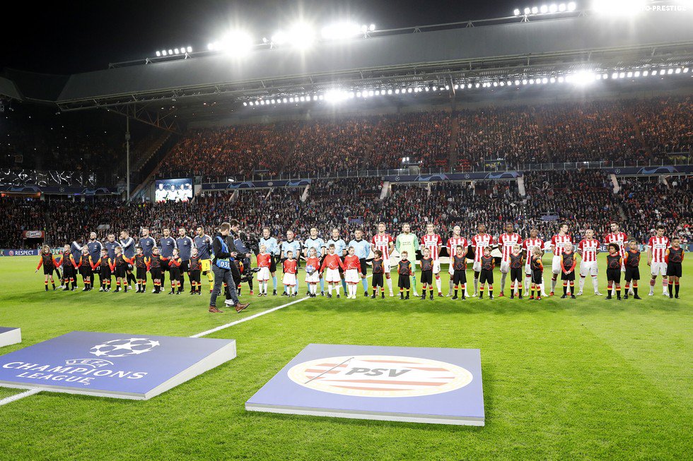 PSV's tweet photo. Het ontbrak PSV gisteren aan wat geluk om @Inter te kunnen verslaan. 

#PSVINT in 📸📸📸: https://t.co/Qrqtbc2NyG https://t.co/KLsLtAjh5e
