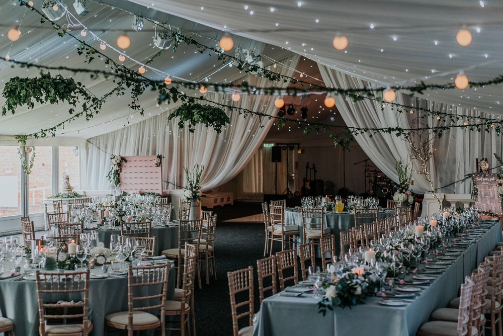W_W_WeddingBlog's tweet image. WWW readers Natasha and Patrick’s magical nuptials // whimsicalwonderlandweddings.com/alrewas-hayes-… thanks to David Boynton Photography &amp;amp; Film @Addoevents @SarahRussellMUA @alrewashayes @TruGrooveBand