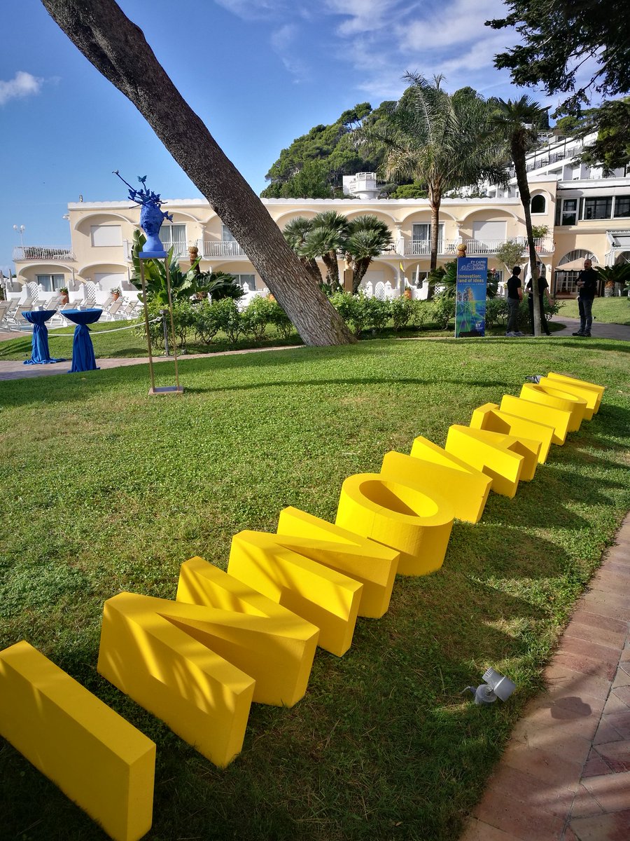 Per il secondo anno di fila eccoci al #EYCapri Digital Summit a raccogliere storie di innovazione #startup #italia #4ottobre