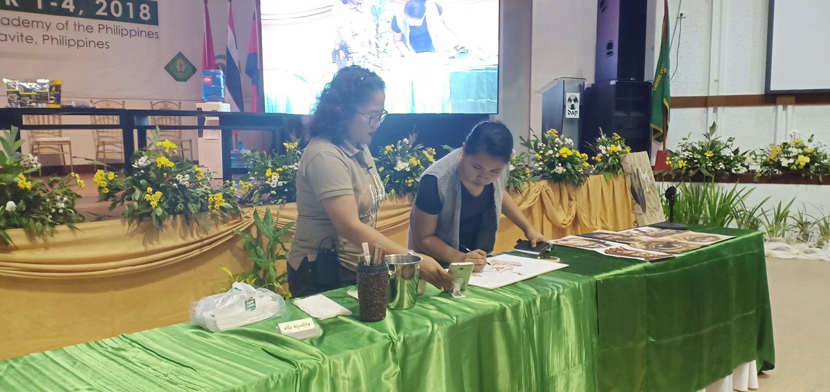 SEACEC1's tweet photo. Day 4: Selected participants joined Ms. Hipolito during her coffee painting demonstration https://t.co/uWjL0UIBzt