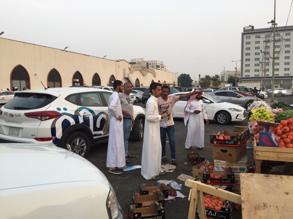 #أمانة_جدة تغلق 66 ورشة مخالفة وتضبط 75 عاملا مخالفًا بحي الفيصلية بـ #جدة 
bit.ly/2zPJqw2