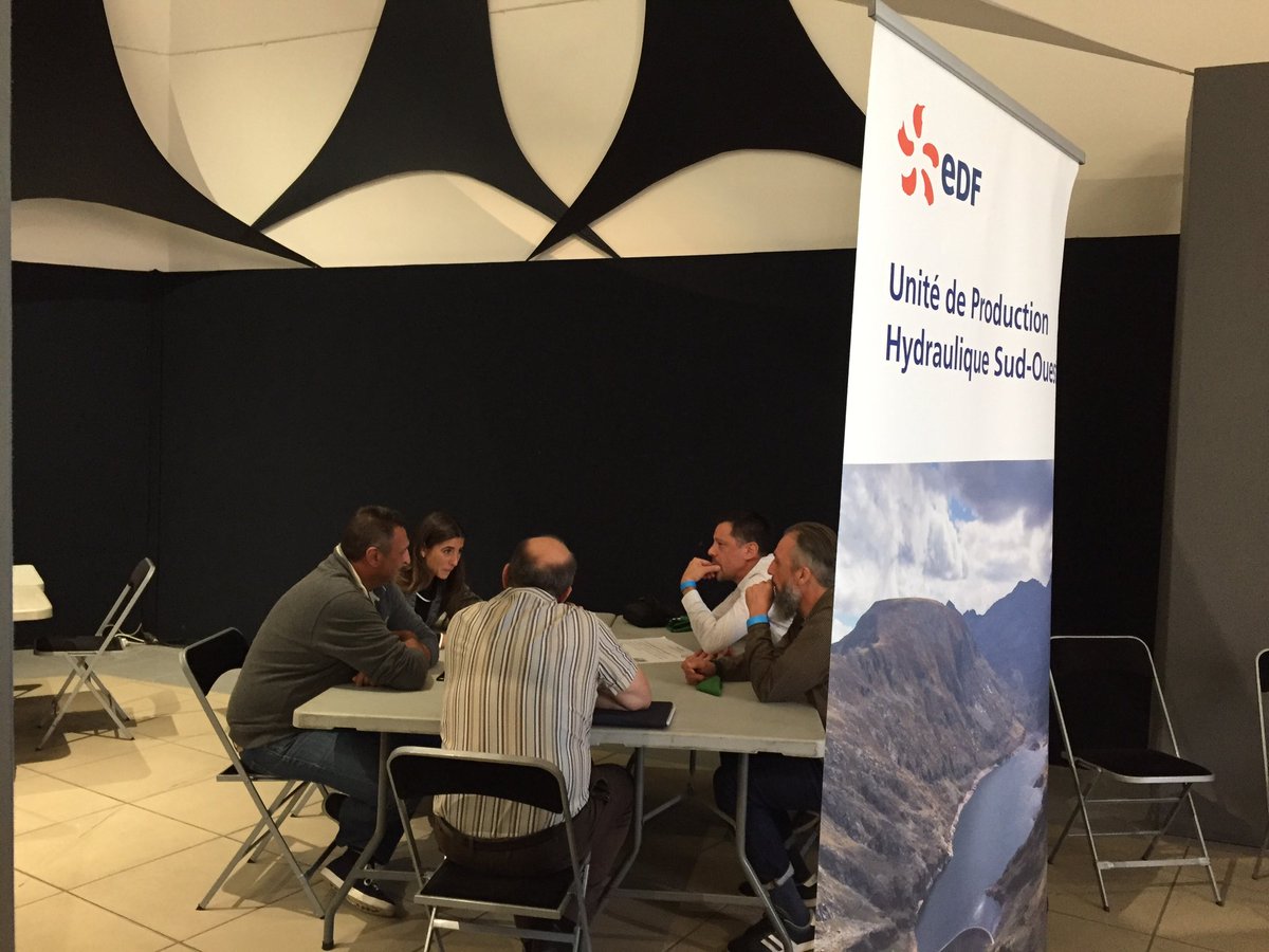 ThinkndMake's tweet image. 15 équipes #Hackathon @EDFofficiel @TlseMetropole #hydro #electricite