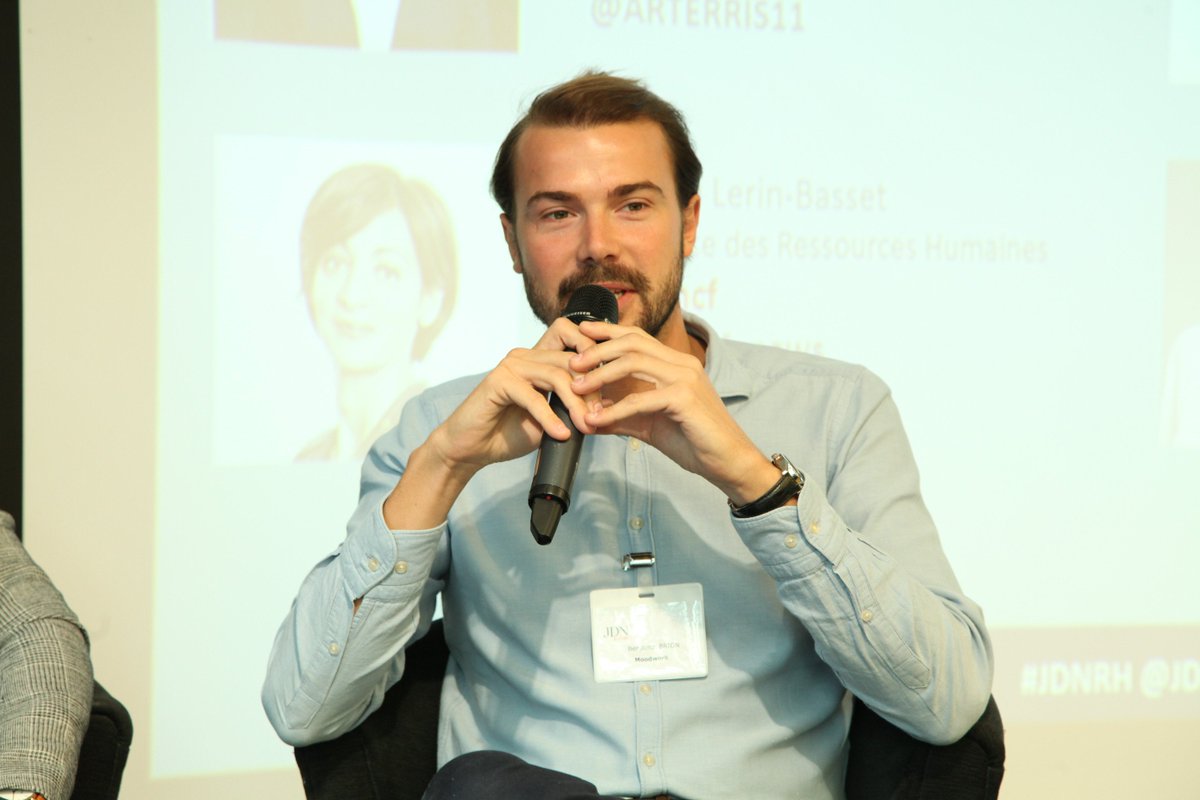 “Le #manageur est responsable du #BienEtre en #entreprise, mais c’est aussi à chaque #collaborateur de se soucier de son bien-être, c’est un principe de co-action” <a href="/BenBrion/">Benjamin Brion</a> <a href="/mood_work/">Moodwork</a> #management #JDNrh #JDNEvents