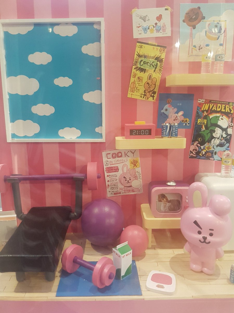 PleaseFeedCooky's tweet photo. My room #bt21cooky #linecafe https://t.co/MCsciZmVog