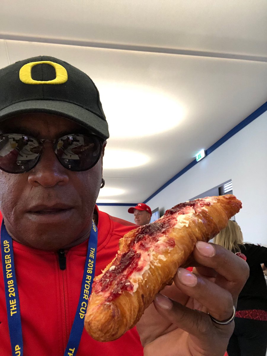 NBATVAhmad's tweet image. Paris ...home of the perfect croissant! Also birthplace of my Godson Luke Murray ! ⁦@rydercup⁩ #lukemurray