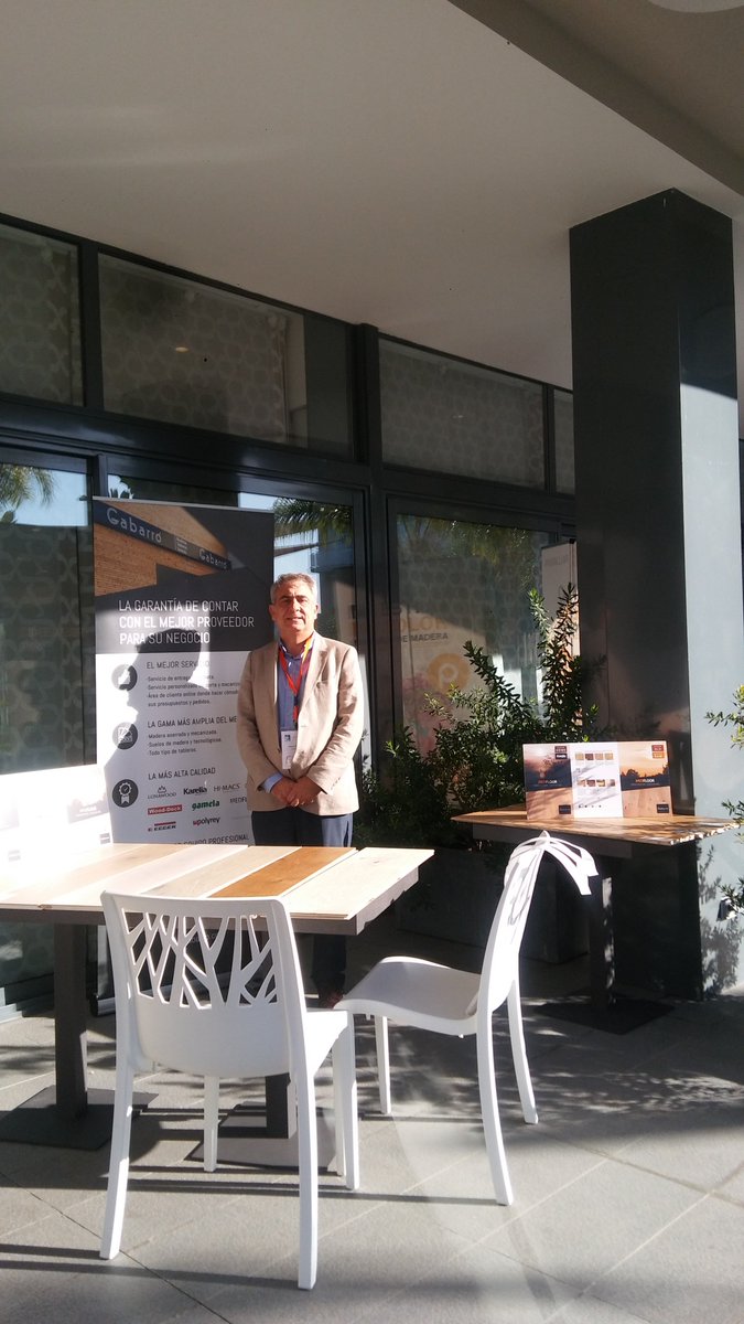 GabarroHermanos's tweet photo. Hoy estamos en #Tarragona 📌en la convención anual de #pavimentos de #madera organizada por la #FEPM.  Debatiendo sobre las novedades del sector y mostrando nuestra próxima colección MEDFLOOR de #parquet de madera. https://t.co/SjV4VO8wdI