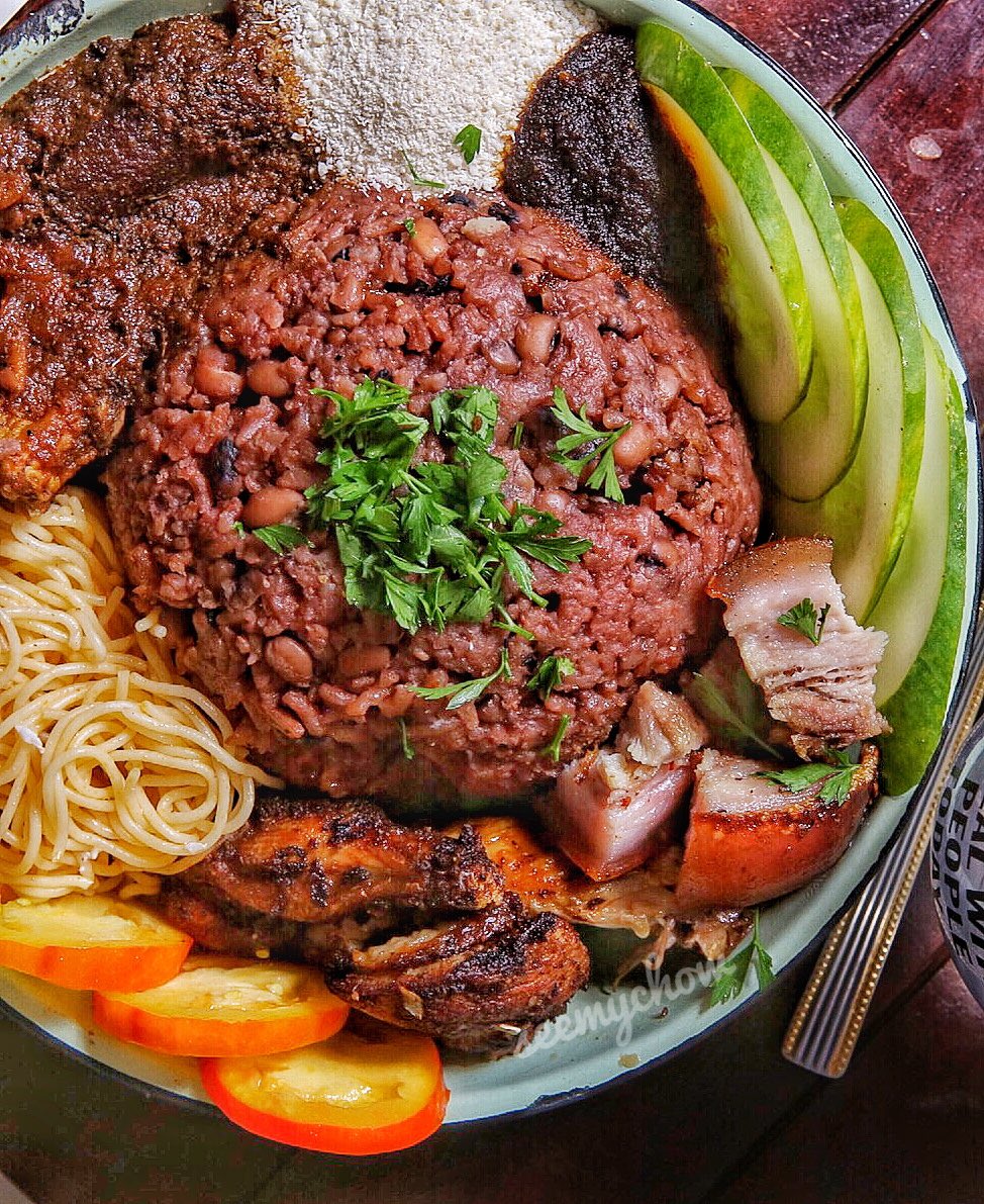 seemychow's tweet photo. Dear Ghanaians #WaakyeWars !!! #seemychow #food #africanfood https://t.co/Zz0JnfM3kf