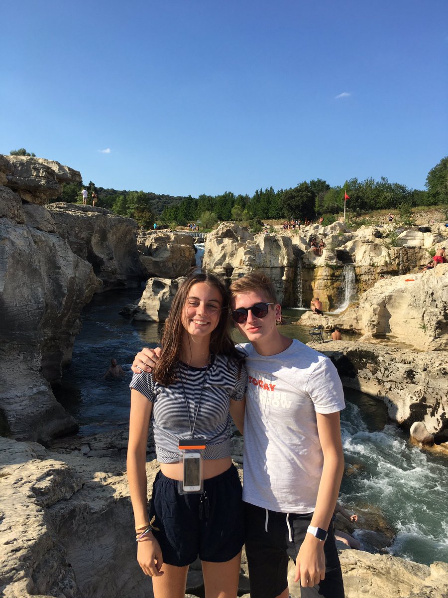 MathildeNrmd's tweet photo. parce que c’est le meilleur copain du monde,que je sais pas ce que je ferais sans lui,qu’il me rend heureuse et que je l’aime de tout mon coeur❤️ #NationalBoyfriendDay https://t.co/jqJherd3YM