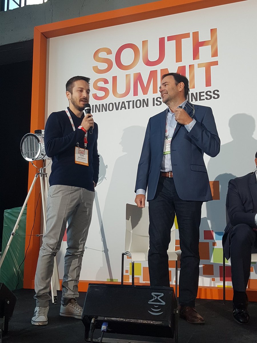 . <a href="/dansanchezp/">Dani Sánchez</a> , CEO de <a href="/influencityES/">Influencity</a> recibe el premio de @spaintechcenter para participar en el próximo programa de inmersión en Silicon Valley . #SOUTHSUMMIT18