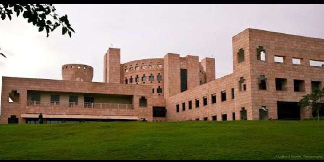 Kriti_0604's tweet photo. #isb Hyderabad #iStartKnowledgeTour @amitabhk87 @rabhishek1982 @akhilarora93 @istartrajasthan @DIPPGOI @vasundharabjp @rajcmo @aajtak @ndtv @httweets @timesofindia @rpbreakingnews @DNA @shuklamanu9 @topgunRJ @nehaparnami https://t.co/luj0vmCSOU