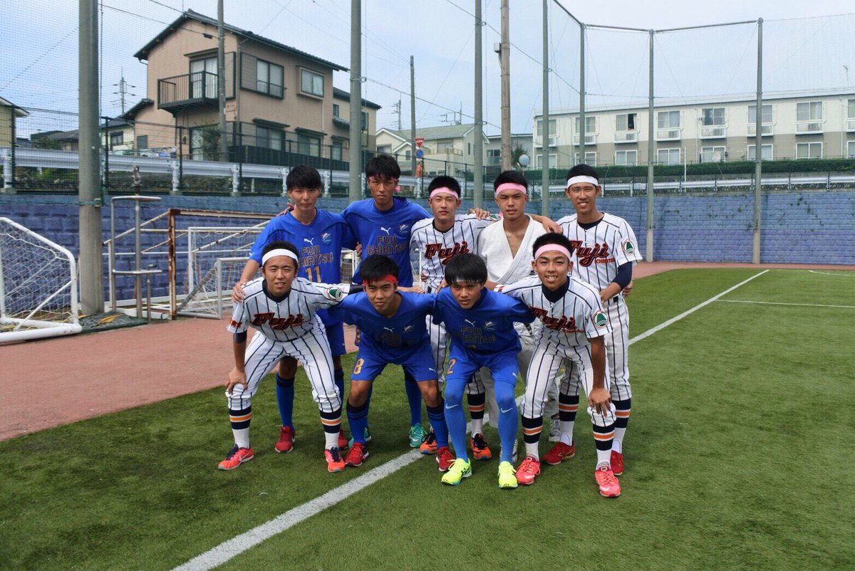 野球vsサッカー 野球vsサッカー