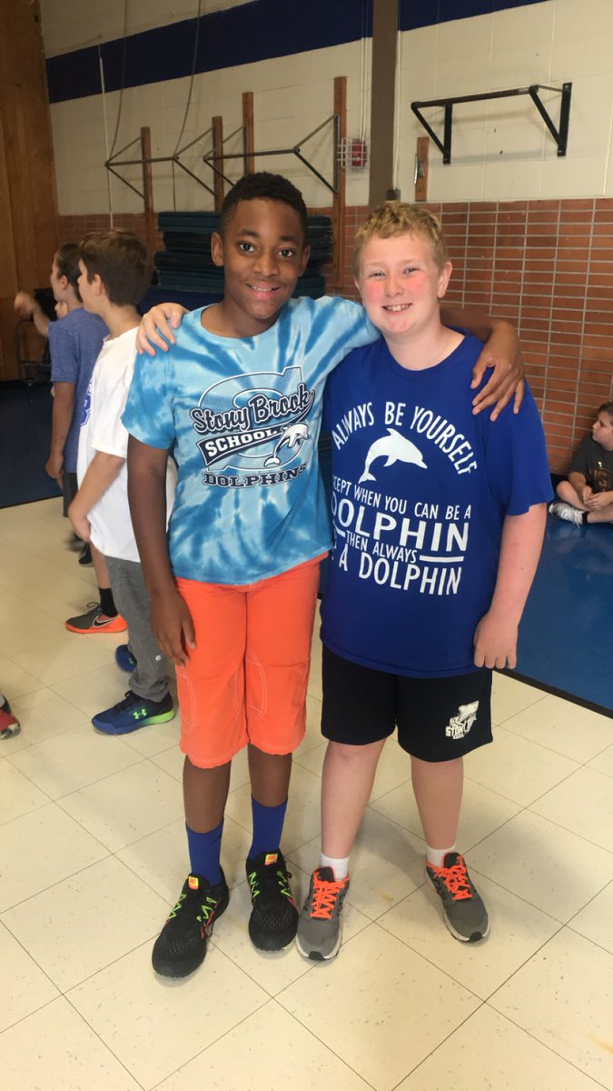StonyBrookElem's tweet photo. SB 5th and 3rd graders are dancing up a STORM during #TheWeekofRespect to celebrate following the golden reef! ๐ฌ#stonybrookdolphins #stonybrookschool https://t.co/4A6UQ7DRRm