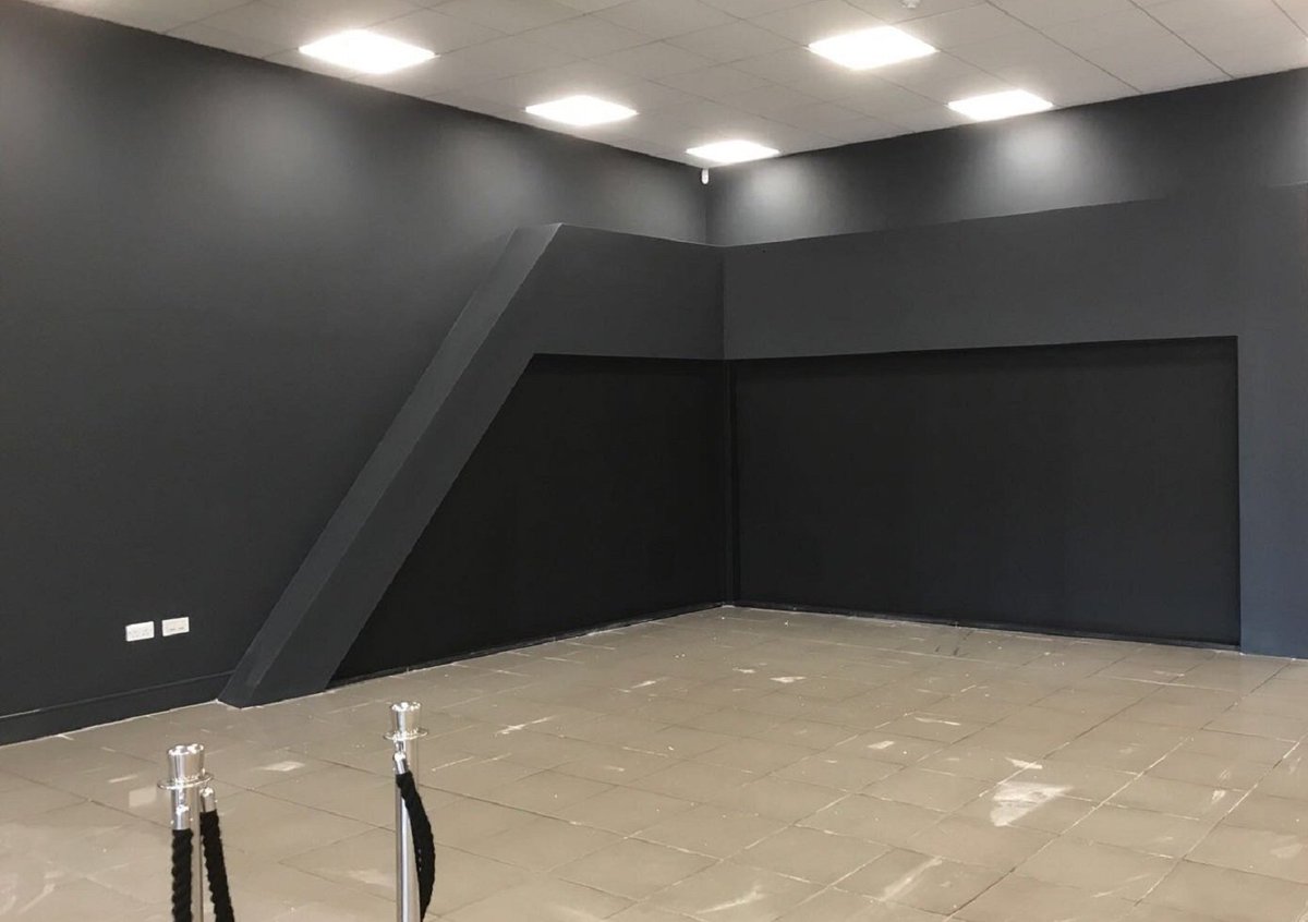 Clear_CIP's tweet photo. A Mercedes AMG feature wall that we @Clear_CIP installed in Colindale for @MercedesBenz @MercedesAMG 
#interiors #Clear_CIP #ClearInteriorProjectsLtd #ClearInteriorProjects #Partitions #SuspendedCeilings #Ceilings #InteriorFitout #MercedesBenz #MercedesAMG #Mercedes https://t.co/hGGjj2sowP
