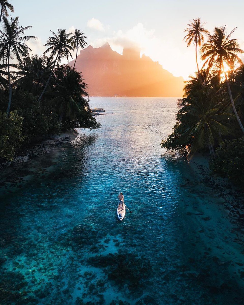 TRVLCreative's tweet photo. Bora Bora, French Polynesia https://t.co/jDwqqC73lc