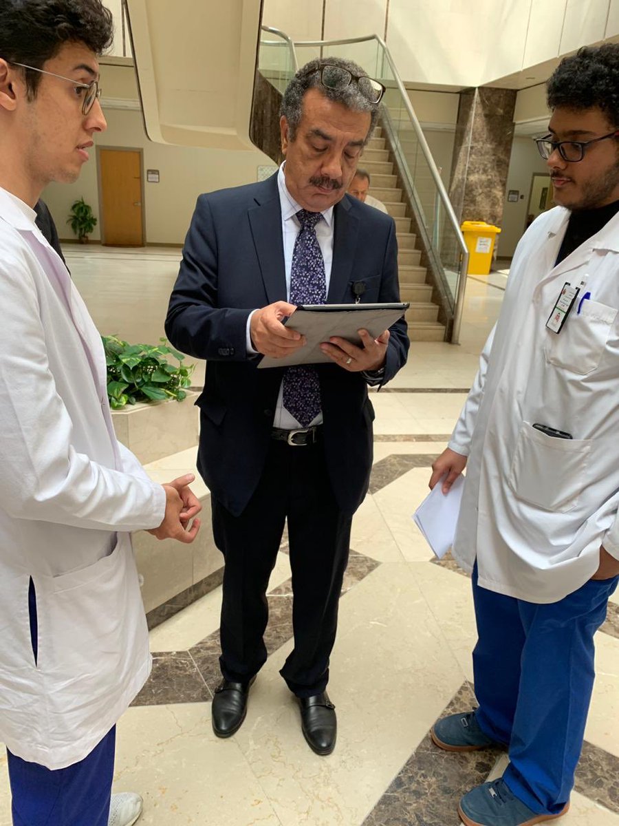 WesabMed16's tweet photo. 📷: 
جانب من زيارة الأستاذ الدكتور هشام رزق من قسم الجراحة
@Faculty_Med_KAU 
#Med13 #Med14 #Med15 #Med16 #Med17 #Med18 https://t.co/tjprH8pITC