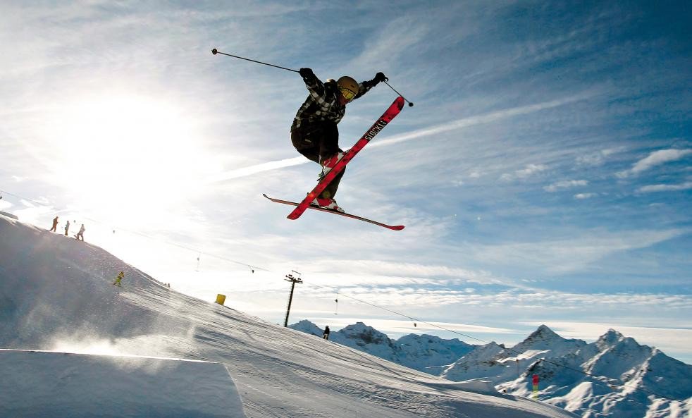 Tour2GeorgiaCom's tweet image. Winter Is Coming 🥳😍🥳😍
tour2georgia📩 Please, contact us for detailed tour information and price.
Contact@tour2georgia.com
+995 595 09 09 93
Tour2Georgia
#Gudauri #Georgia #traveling  #tourism #WinterIsComing #hiking #camping #tour2georgia  #trip #travel #tour #tripadvisor