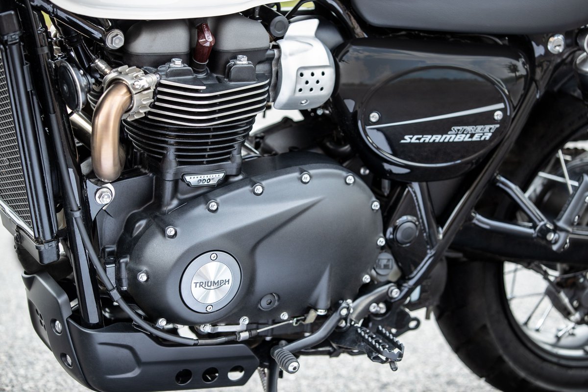 TriumphAmerica's tweet photo. The new 2019 #StreetScrambler’s major enhancements add a whole new dimension of performance, capability, comfort, and style to one of Triumph’s most stylish and accessible modern classics. https://t.co/lZi3VqqlhV https://t.co/1YcL0icO9x