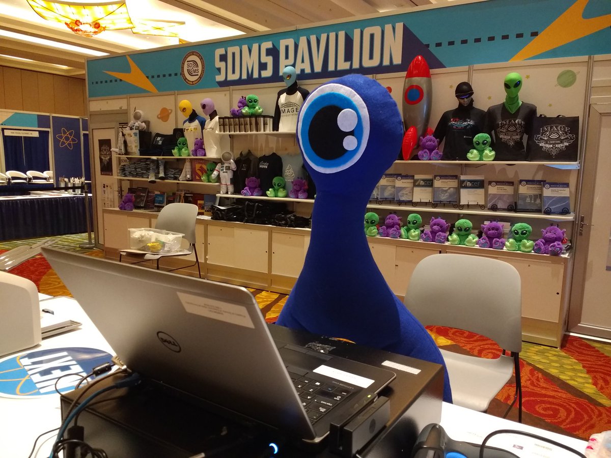 vdopp_sdms's tweet photo. Helping the SDMS staff do a final systems check at the SDMS Pavilion. It will be fully operational by tonight's grand opening! #SDMS2018 https://t.co/22tXNkdtYl