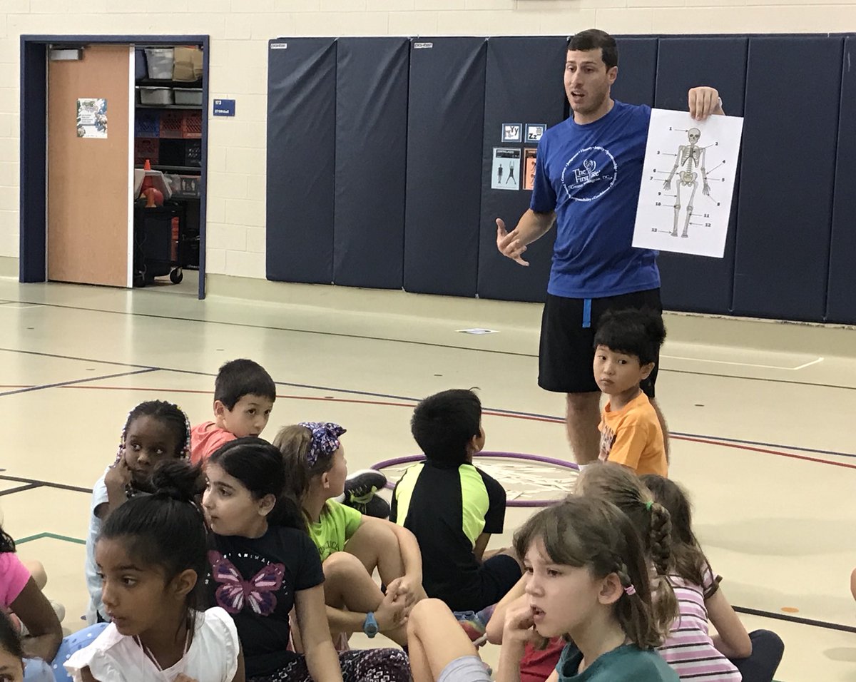 ASFS_PhysEd's tweet photo. 2nd and 3rd grade students learning about muscles and bones! #asfsrocks https://t.co/5DPHVm9KH0