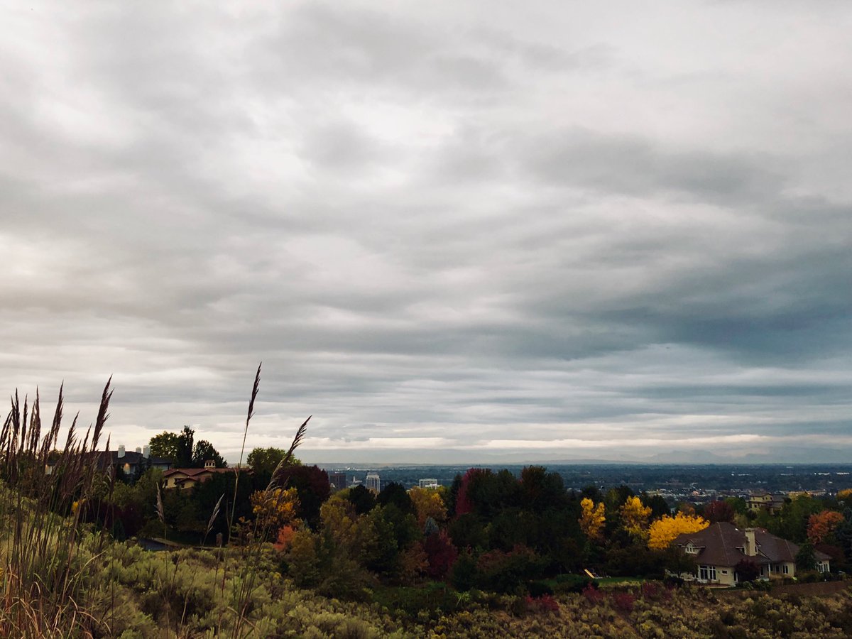 DrDannyNoonan's tweet photo. #Boise #cloudpatrol @lsilus @BoiseCVB @CityOfBoise @BoiseLowdown @Boiseweekly ❤️ Boise in the fall! https://t.co/4kAYXIUcVR