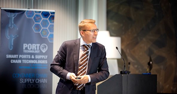 PortTechnology's tweet image. #SPSC18 TBA’s 10 Tips for Smart Terminals #PTIDaily SEE MORE: bit.ly/2DWTNlR

@TheTBAGroup #smartterminals #optimization #connectivity