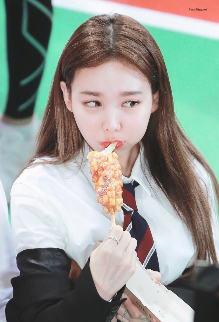 kissxoxoxokiss's tweet photo. 💕 #nakook #kookna #กุกนา #นากุก https://t.co/KM4CDgArRe