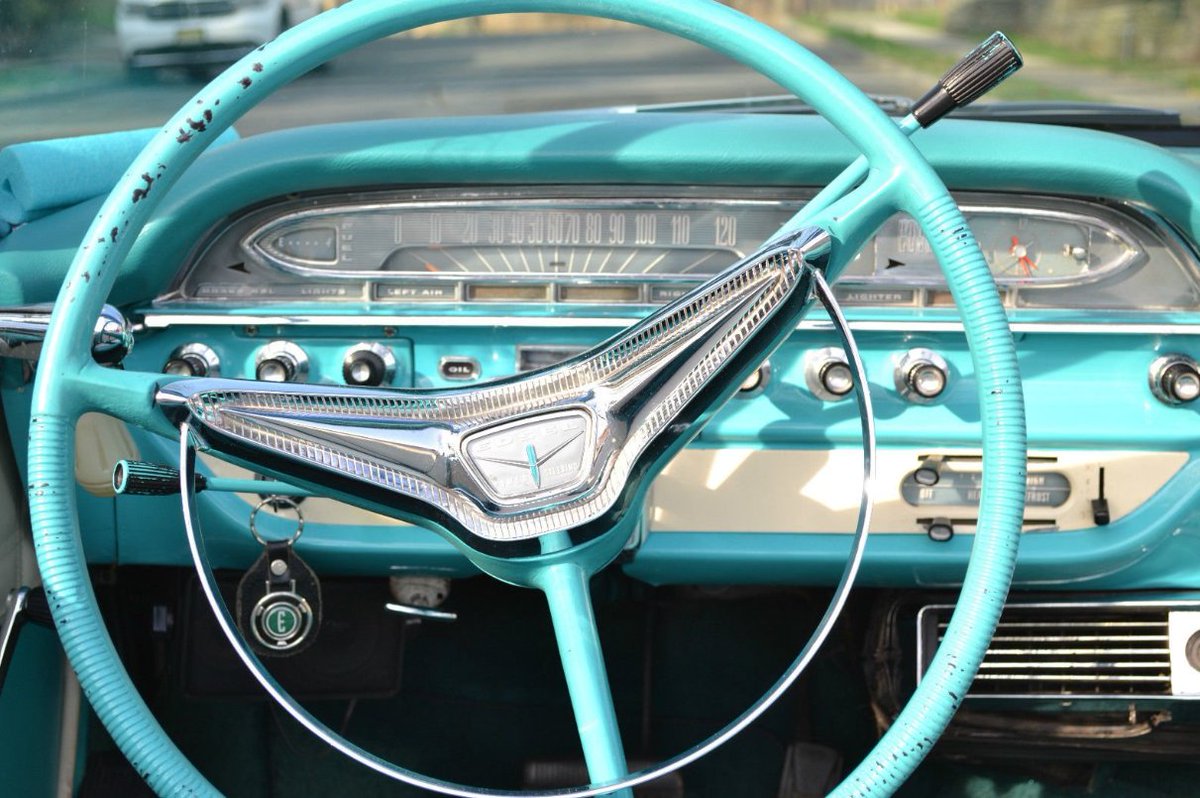 advantagefordoh's tweet photo. #ThrowbackThursday - who remembers the Ford Edsel?

📷: @Mercomatic https://t.co/uxIVDtU17y