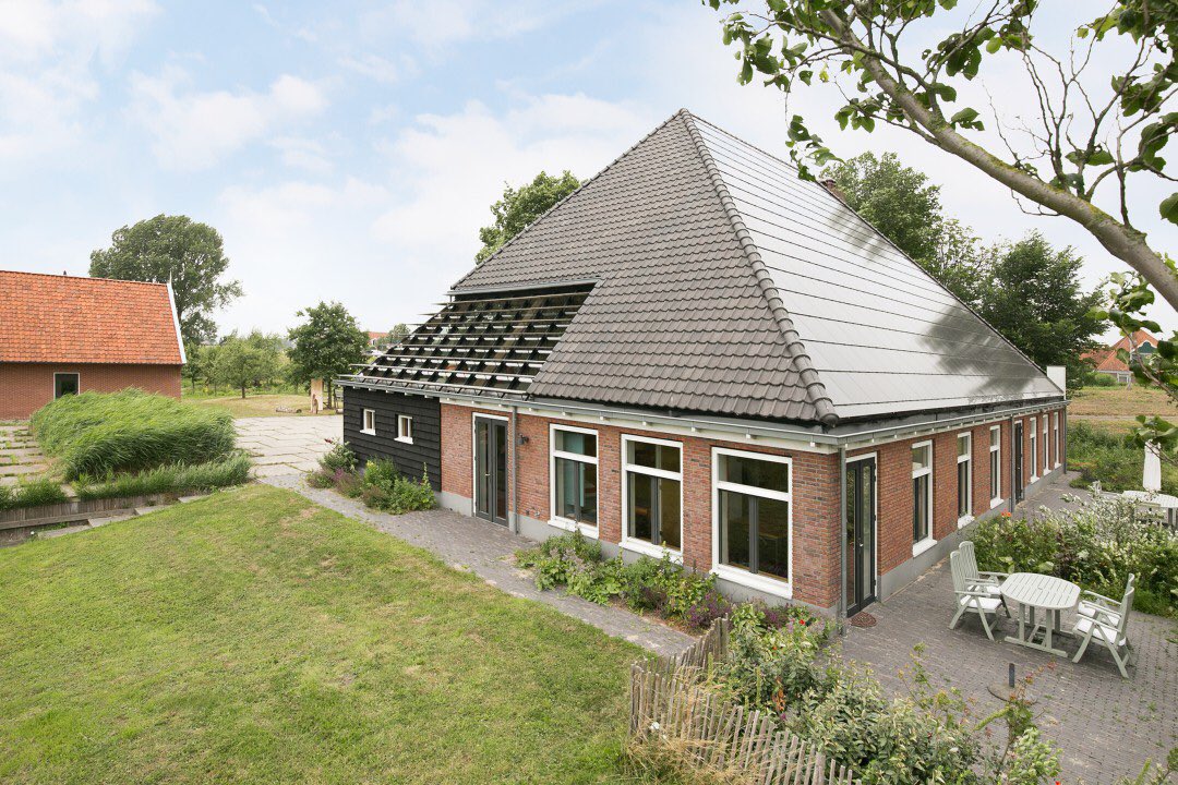 Het Stolpenoogstfeest is helemaal volgeboekt. Als u niet op de gastenlijst staat, volgend jaar geven we weer een oogstfeest. Foto: Buitenwerkplaats