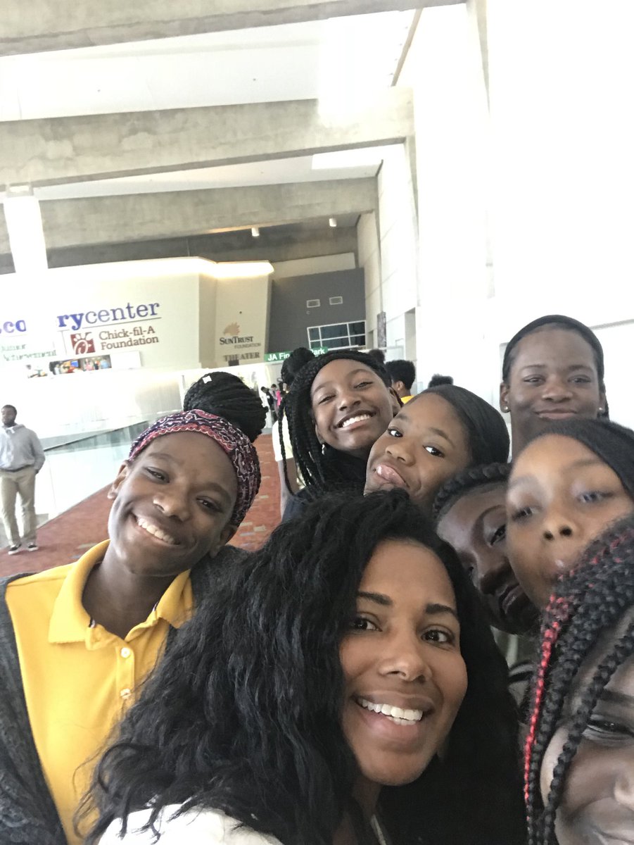 counselorabrams's tweet photo. Empowering our students to be in control of their future. @JCYMSPrincipal @apsyoungms @jageorgia https://t.co/8ulFeRYSbC