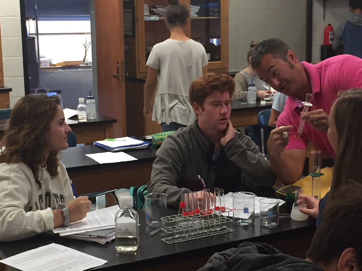 RyanAbrams13's tweet photo. Cell respiration using yeast as explained by the students! #lfleadstheway @acwahlert @dbarndt2 @RebeccaAJenkins https://t.co/6mbfVJoRaz