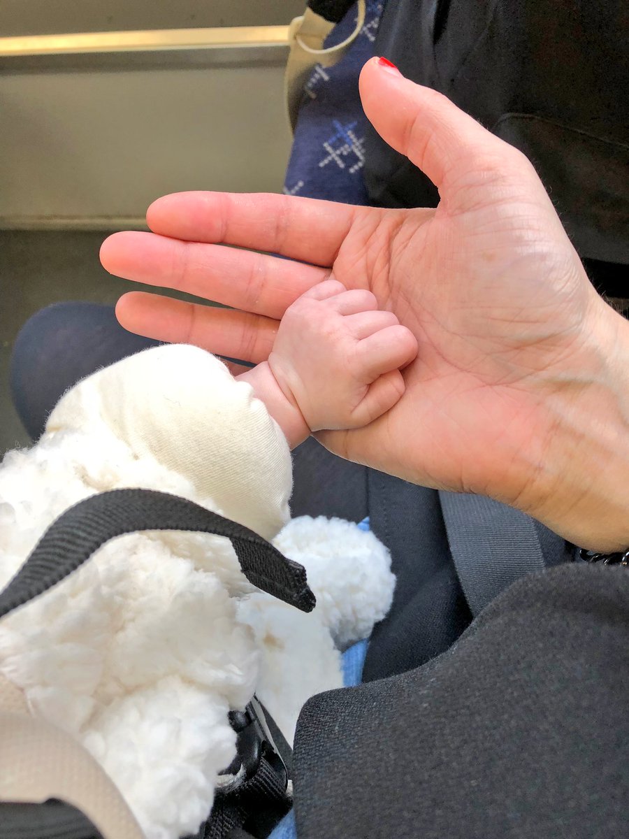 meadhbh_bh's tweet image. First trip to town went well with the wean - zero drama. Popped into mine and @RegionalBiasFM work, (the lovely @SprengThomson &amp;amp; @McKinlayKidd) and I registered her birth / name with @GlasgowCC Nora’s now and official person! #postpartum #motherhood #2weeksold #babygirl