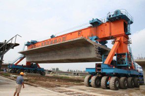 BonengUSA's tweet photo. Moving big pieces of #cement with a giant #crane looks almost too easy with a #Boneng #gearbox drive. #Construction #BuildingMaterial #GetMoving #BigPower https://t.co/rLpviuVYQ0