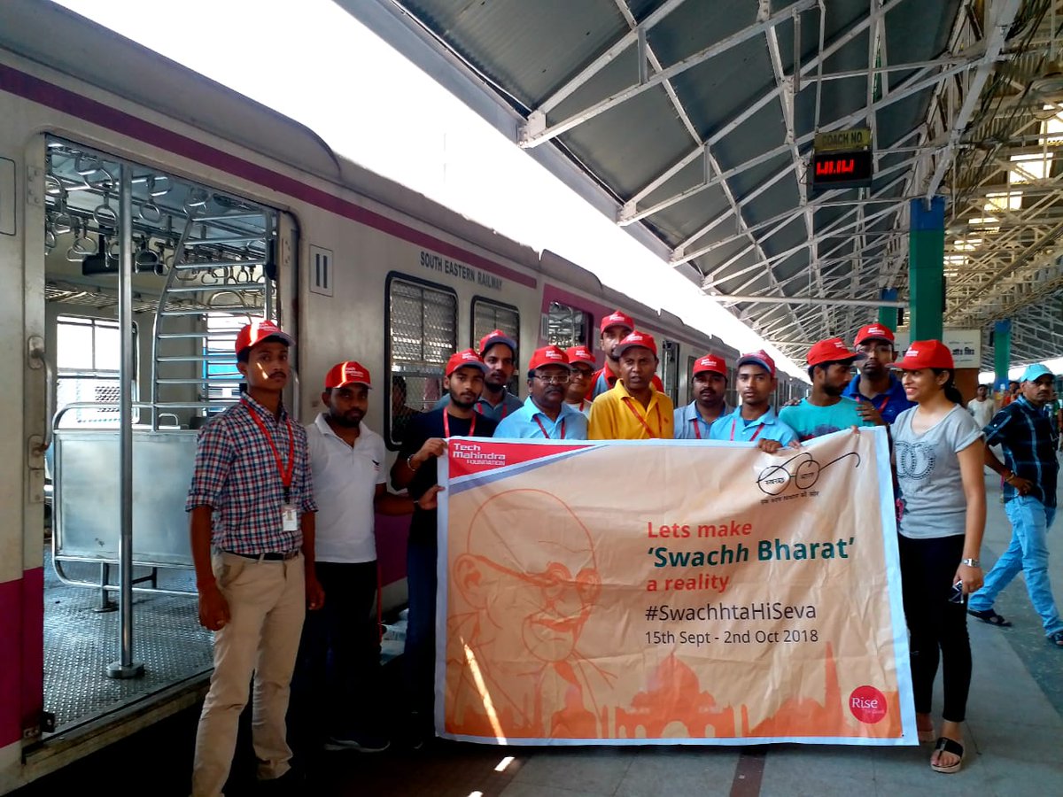 C_P_Gurnani's tweet photo. While Statistics are imp, what inspires me is the collective Spirit that drives #SwachhataHiSeva @tech_mahindra 

14 days, 10,500+ emps &amp; families, 11 cities, 66 initiatives, 44,000+ hours 

ThankU @techmahindracsr for guiding us to #RiseWithISR

https://t.co/kInGS0X5Hw https://t.co/XMOHoWmyZE