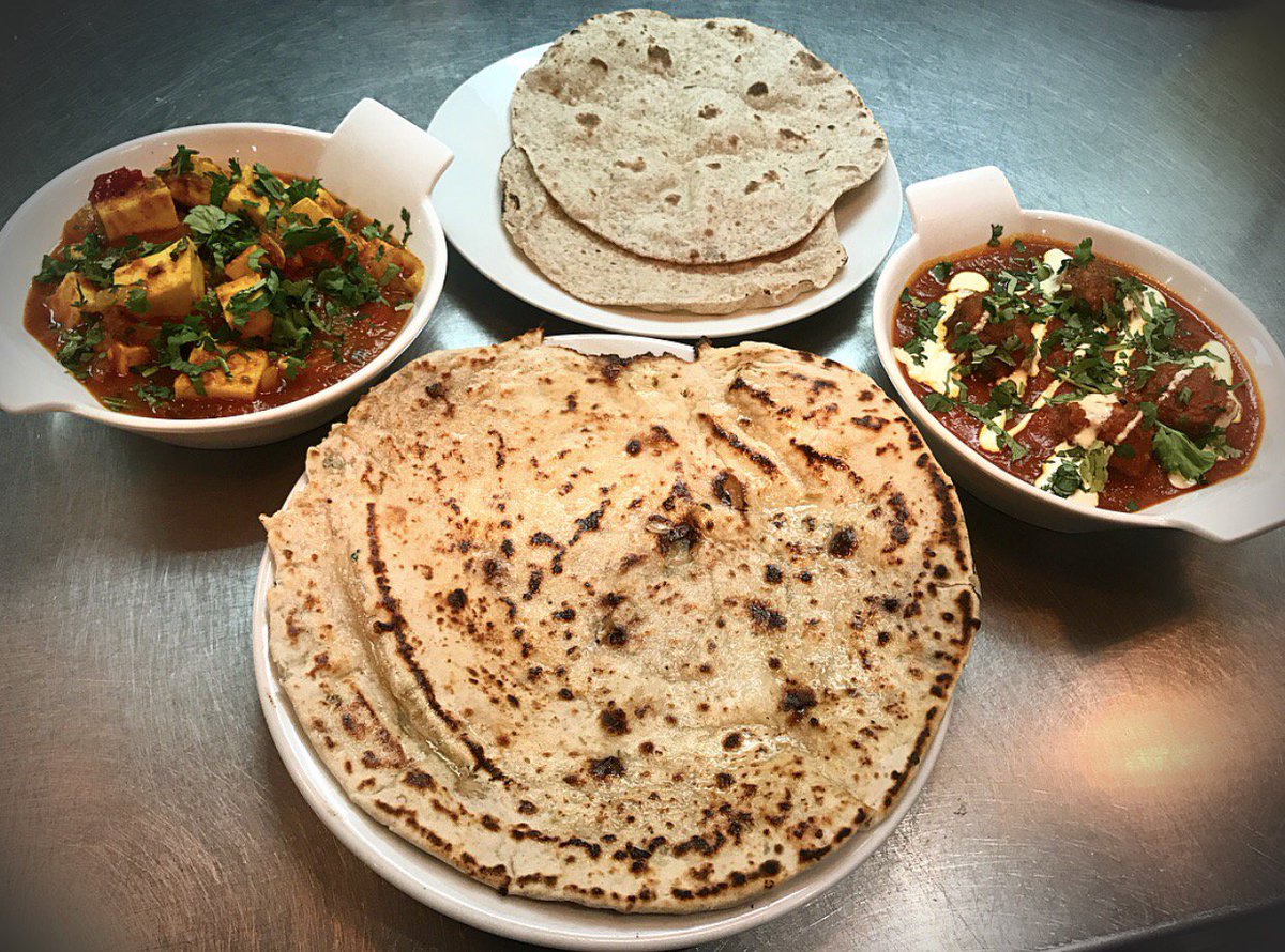 mangowetherby's tweet photo. #Friday night = #curry night! 😜 Give us a call to secure your table! (We get busy at weekends so recommend you book.) 01937 58 57 55 📞 #vegetarian #indianfood https://t.co/aCfKZ4YyXC