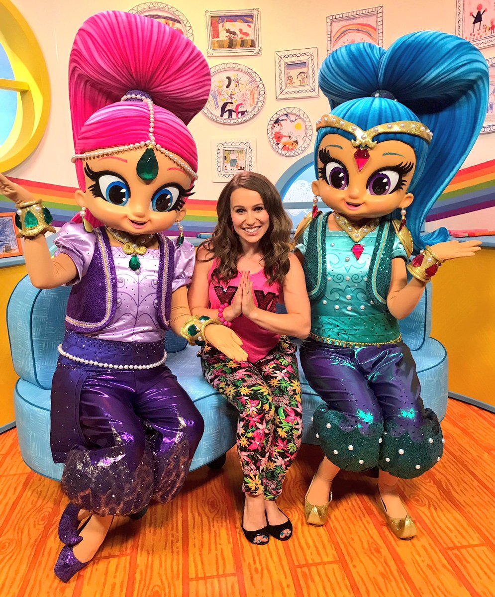 JenPringle5's tweet photo. Shimmer and Shine will be joining us in the studio for โMAGICAL WEEKโ very soon and weโd love to know what your mini milkshakers would wish for. If these genies could grant them 3 wishes, what would they be? #wishes #magicalweek #geniesdivine @milkshaketv https://t.co/w7cvac7wtP