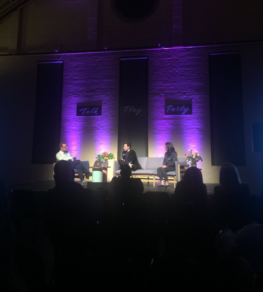 sweetdiatribe's tweet photo. We don't need blockchain for everything, but we do need infrastructure to integrate blockchain with key utilities #siliconblockparty #paneldiscussion https://t.co/OngCbpQvYx
