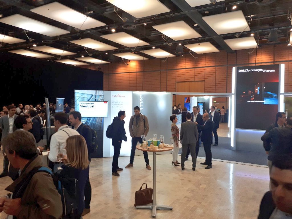 PascalMouysset's tweet photo. Quel plaisir de recontrer de nombreux clients #PME #PMI #ETI sur l'étape du tour de France #Delltechnologies à Lyon #ITTransformation #WorkforceTransformation #SecurityTransformation #DigitalTransformation #DellTechForum #Iwork4Dell @DellEMCFrance https://t.co/h7k6V7eOeI
