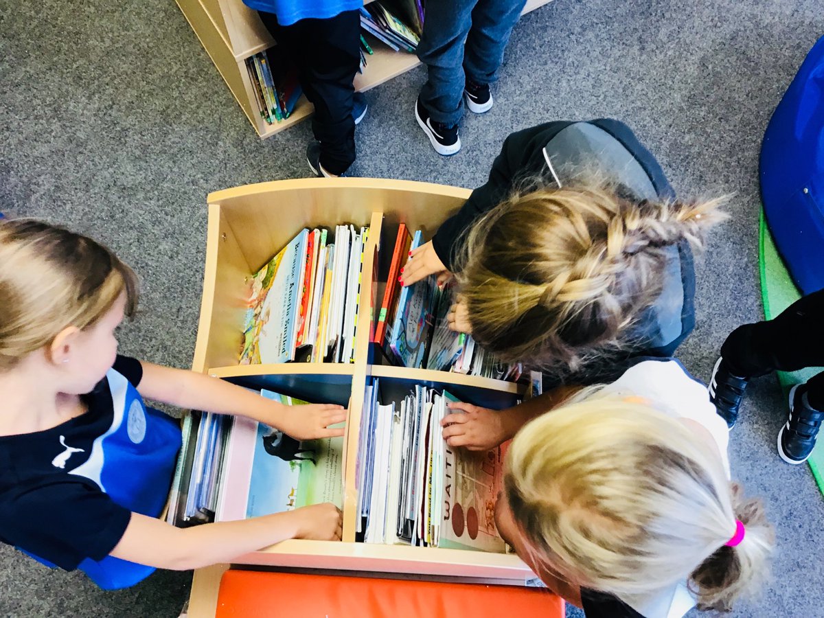 miss_f_library's tweet photo. G1 HWOO - our community of Grade 1 learners is working to share the responsibility of ensuring that the libraryβs picture books are in the right spots and findable for all users. This supports everyone who uses this space - what principled community members!!! #BISpyp #BISlearns https://t.co/ywEKjS3e7V