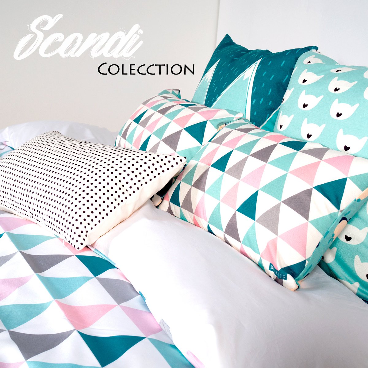 SokiosSpain's tweet photo. Influencia #scandy con una pizca de color. Una mezcla de colores fresca que convertirá en protagonista tu cama. Esta #camasokios te recibirá con "los brazos abiertos" cada noche para recargar tus pilas "a tope". Todas nuestras fundas tienen su versión en #colcha. https://t.co/8oMvtgVLcQ