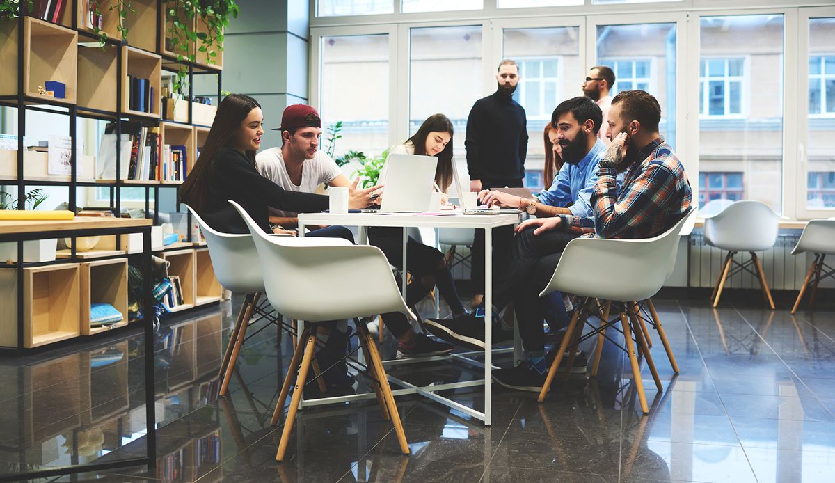 AppLevy's tweet image. Buzz Carter, Head of Outreach at Bulldog Digital Media, is a former 3aaa Apprentice and now plays a key role within the business, running his own team and delivering award-nominated campaigns. buff.ly/2IeySJi