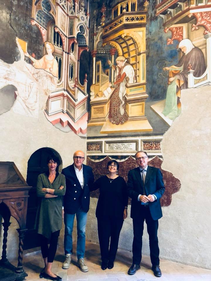 CIACfoligno's tweet photo. Ticket Weekend: biglietto unico che  permetterà ingresso ai musei della città di Foligno,Il Ticket Weekend valido per venerdì pomeriggio sabato e domenica permetterà la visita a Palazzo Trinci, Museo Della Stampa Foligno, al CIAC Foligno e alla Ex chiesa dell'Annunziata/CIAC. https://t.co/yVh1gYffFd
