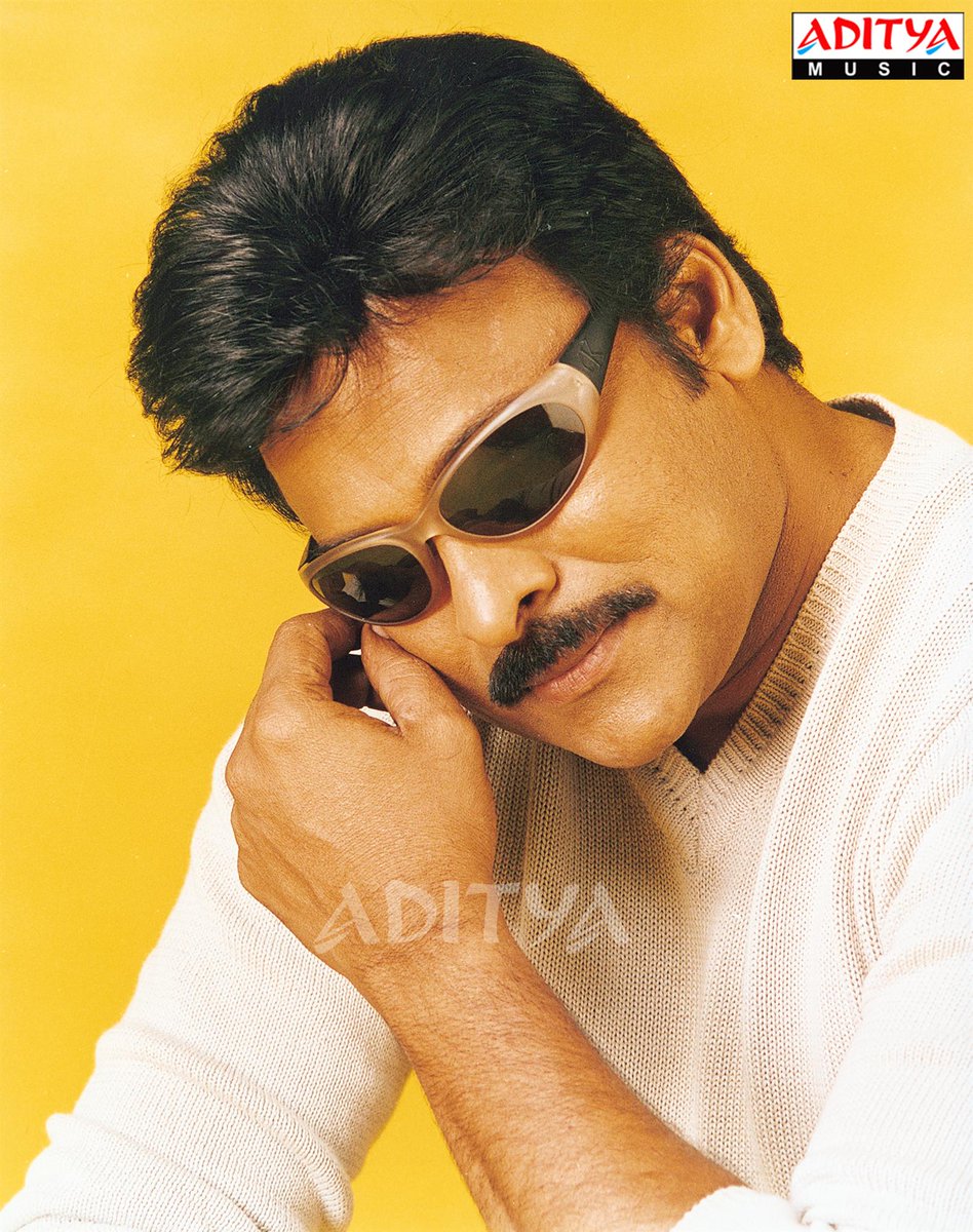adityamusic's tweet photo. #17Years for Megastar #Chiranjeevi & @SimranbaggaOffc 's Superhit #Daddy Movie!
Directed by @Suresh_Krissna
Music by S.A.Raj Kumar
Produced by #AlluAravind
Listen & Full Songs Here► https://t.co/WqRgV4OZlI
#17YearsForDaddy @GeethaArts https://t.co/w1KXeQncpH