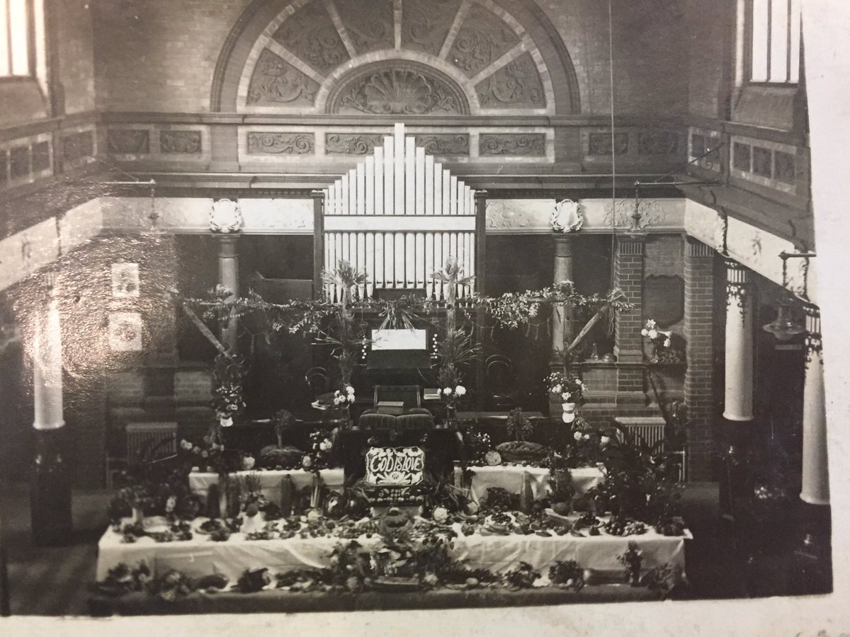 Amazing 1931 photo brought in for the stories of #Rothburyhall project by our #peoplesparlour with @HLFLondon @GreenwichHC #godislove