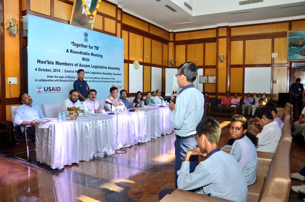 sarbanandsonwal's tweet photo. 'When you were of our age, did you dream of becoming Chief Minister of the State one day?'

I was amazed by the innocence of this question by a student during my interaction at Assembly with the students of Sarala Birla Gyan Jyoti School, Guwahati and Missa HS School, Nagaon. https://t.co/F64mUq3osB