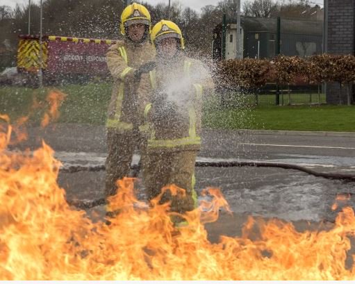 fire_scot's tweet photo. Our crews will fight fire when duty calls – but they would rather not have to.

Prevention allows firefighters to stop fire from occurring in the first place.

That’s why they carry out free home fire safety visits - to help you and your family stay safe.

https://t.co/Mh3bJkAkY3 https://t.co/yFlhHILFgX