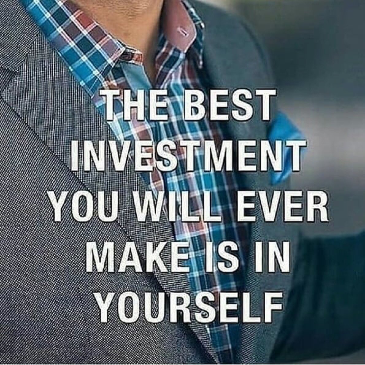 BeatStars's tweet photo. Comment “💯” if you are investing in yourself this month. 💪💪🙌 #producerlife #entrepreneurship https://t.co/7TI9yaMgNY