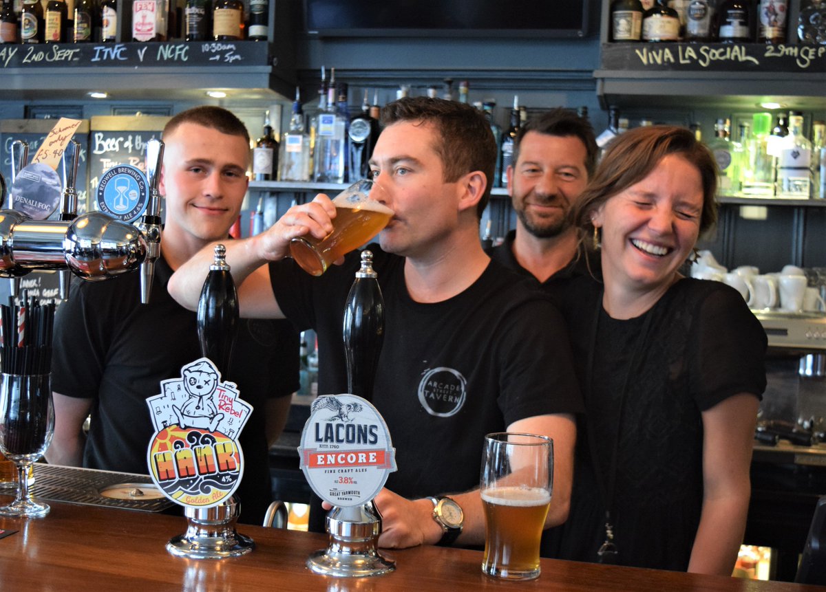 FrancesBrace's tweet photo. Hey @arcadetavern thanks for your help with #CaskReport - pic of your lovely team and beer from @LaconsBrewery and @tinyrebelbrewco appear in @PeteBrownBeer video at 5.28 mins https://t.co/GSmN7v6ZZq #watchit https://t.co/qNBAJsfmE0